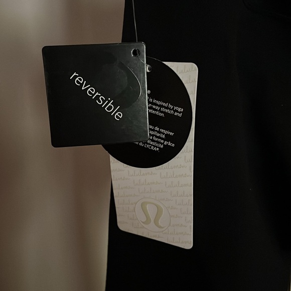 lululemon Wunder Under Crop Size 8 Black Yoga pant luon 4-way stretch fabric NWT - Picture 6 of 9